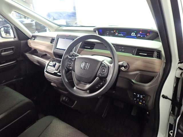0201190A30260718W00716.jpg
