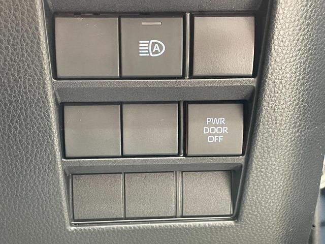 0208192A30220510W00217.jpg