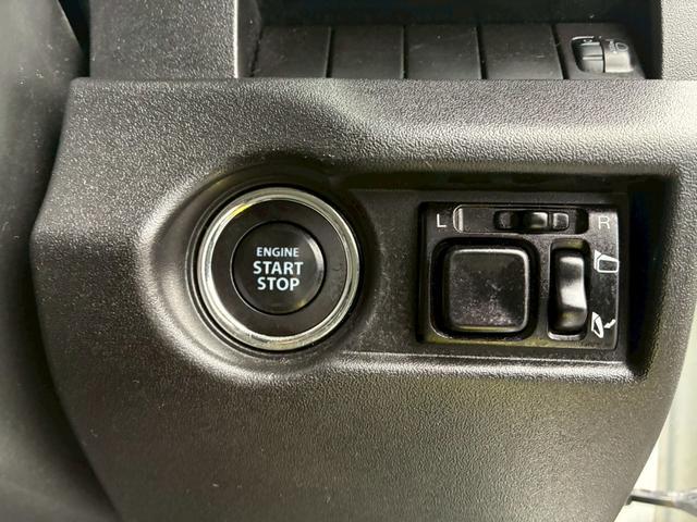 0404372A30260501W00213.jpg