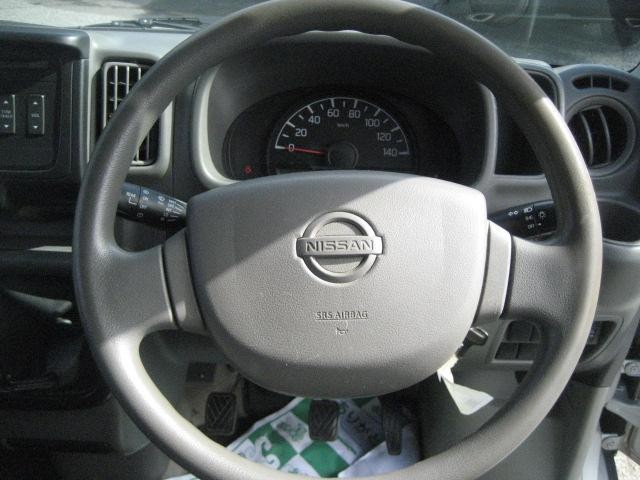 0560887A30260922W00108.jpg