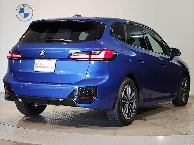 25589364_carP_l_15.jpg