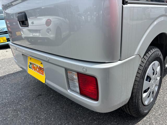 0127224A30260615W00513.jpg