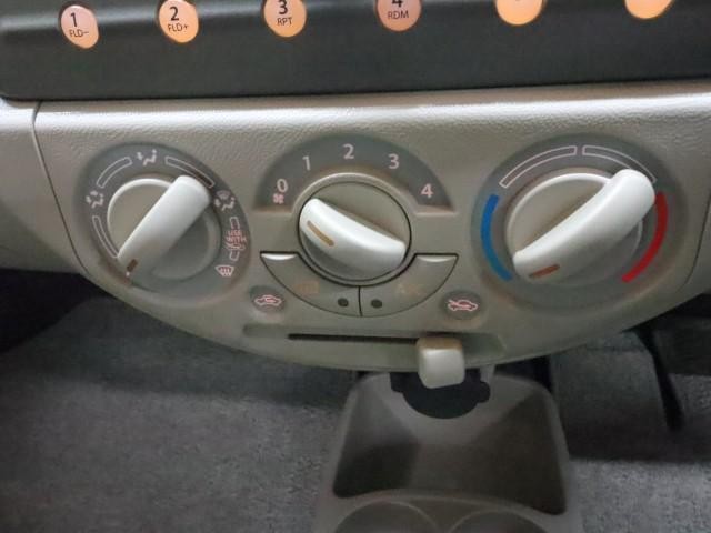 0501008A20260501G00713.jpg