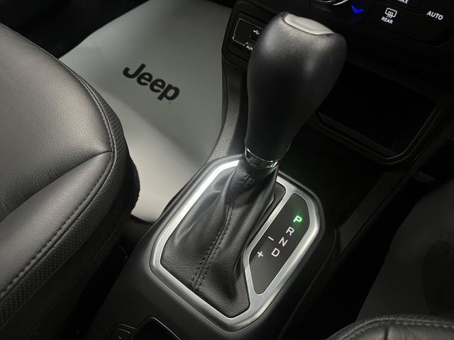 23577654_carP_l_7.jpg
