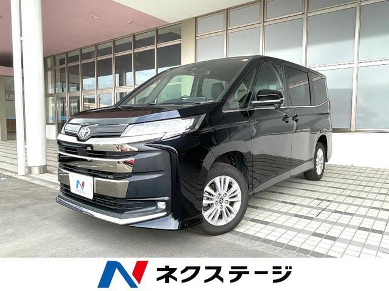 2025 Toyota Noah, photo 1 of 1