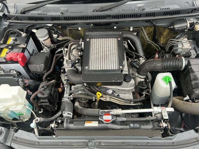 0303837A30260919W00110.jpg