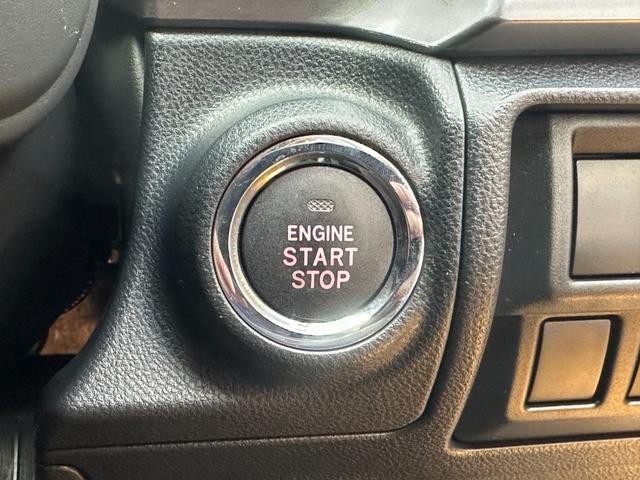 0403869A30261016W00110.jpg