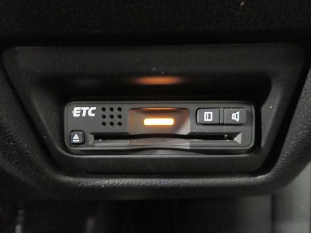 0207791A30260810W00505.jpg
