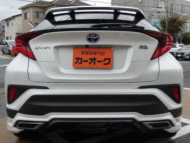 0710176A30261025W00112.jpg