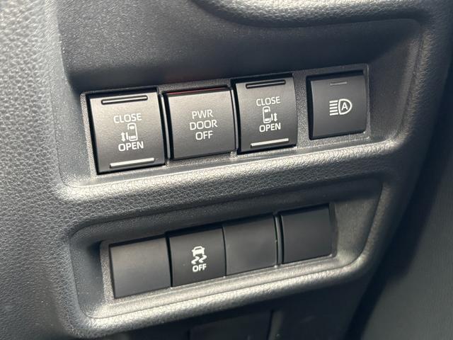 0400041A30260423W00110.jpg