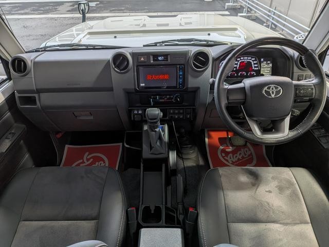0903185A30260816W00301.jpg