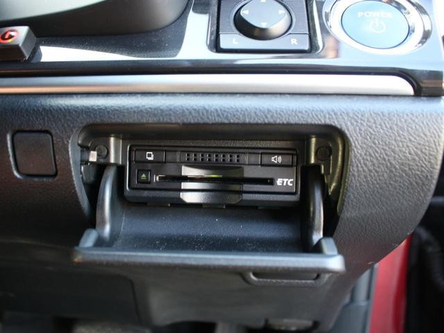 0520046A30260805W00319.jpg