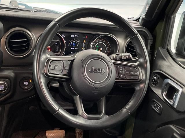 26043193_carP_l_5.jpg