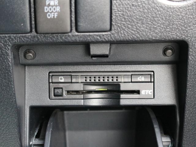 0520046A30260829W01019.jpg