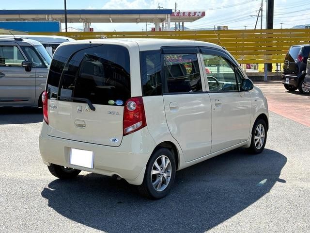 0803491A30260515W00104.jpg