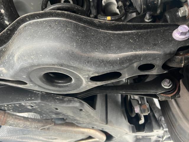 24706610_carP_l_16.jpg