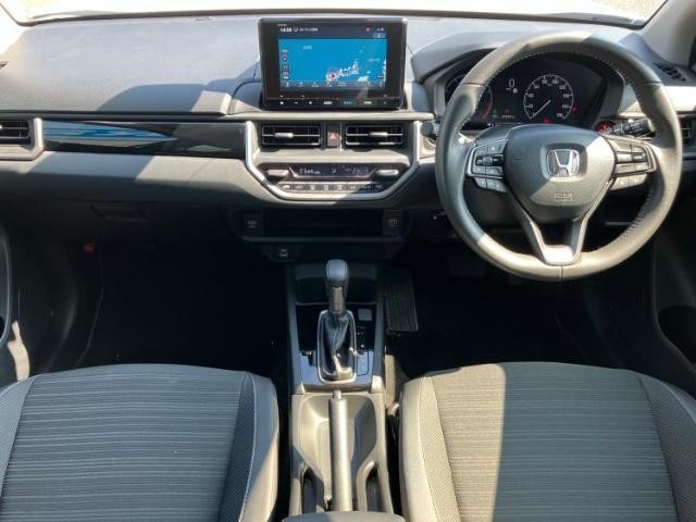 25512126_carP_l_4.jpg