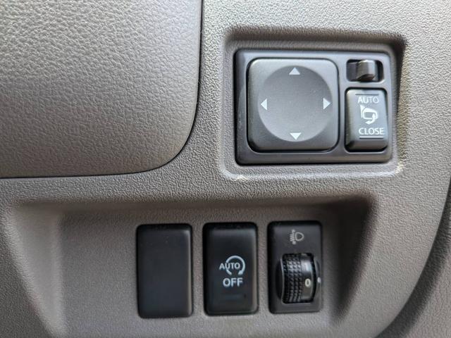 0541751A30260703W02206.jpg