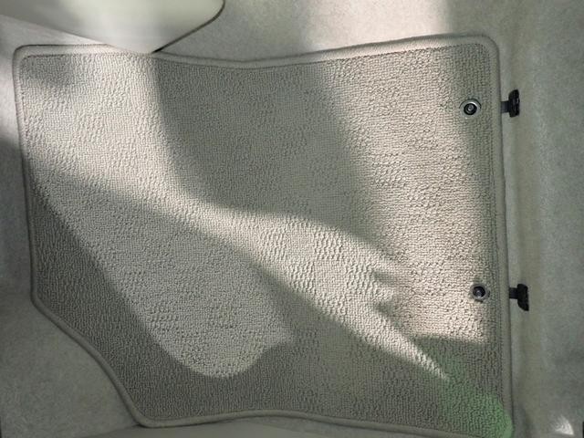 0203825A30260706W00418.jpg