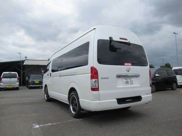 fea8e368f54a540d418dc3ee9e6ef437.jpg