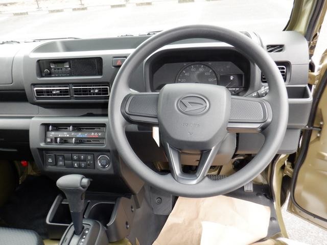0207900A30260711W00110.jpg