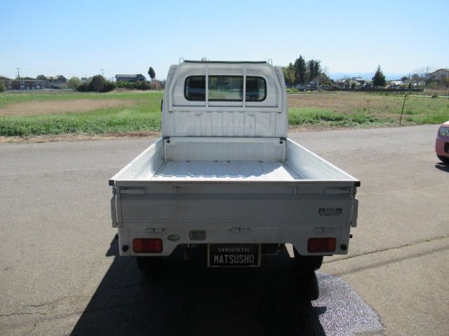bc890265effe511574b7603fd8384848.jpg