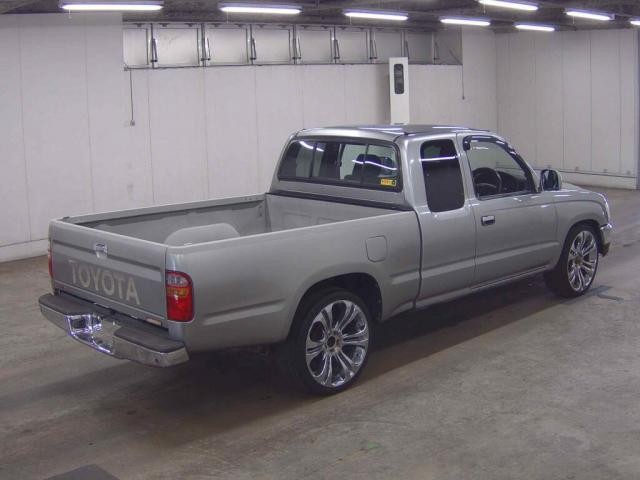 27037393_carP_l_13.jpg