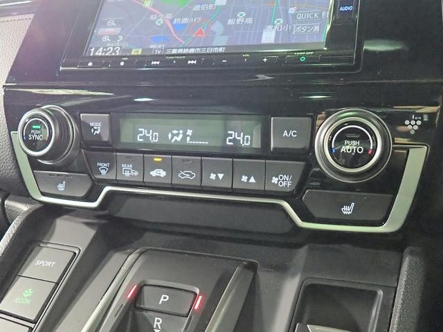 0201190A30260615W00210.jpg