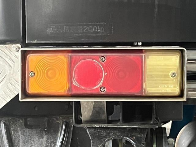 0520078A30240611W00316.jpg