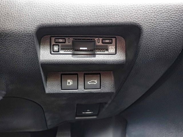 0302202A30260808W00214.jpg