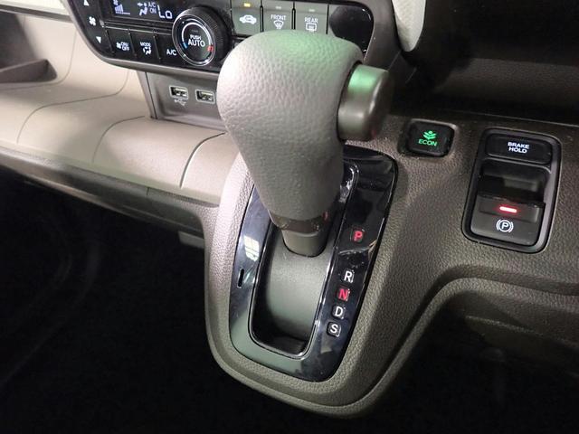 0201190A30260608W00315.jpg