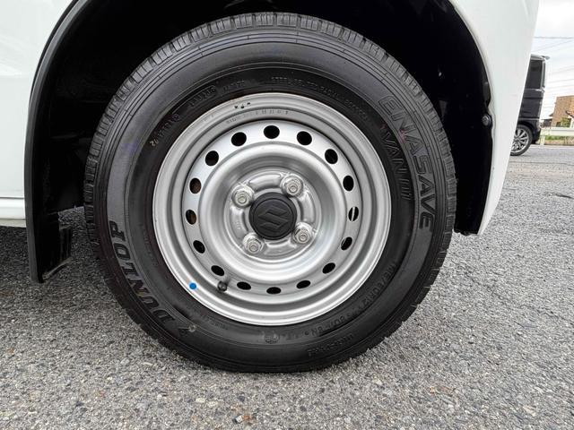 0202010A30260607W00217.jpg