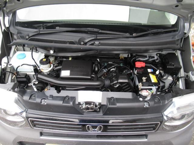 0502524A30260528W00211.jpg