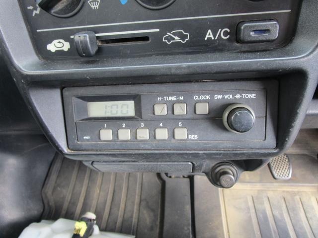 0201172A30260525W00115.jpg