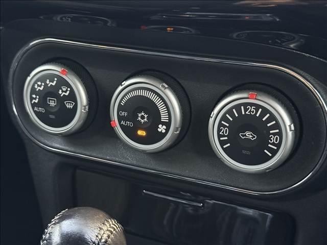 27070152_carP_l_7.jpg