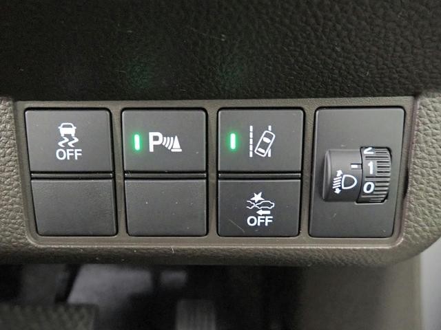 0201999A30261024W00604.jpg