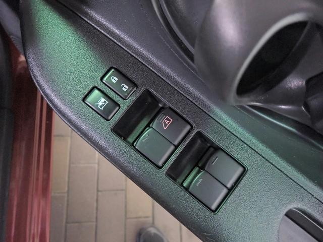 0201999A30261024W00307.jpg