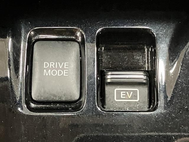 8e891e17714f1f76835c060f0e83e597.jpg