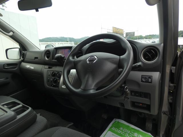 25030076_carP_l_10.jpg