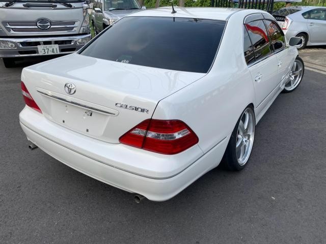 25597027_carP_l_3.jpg