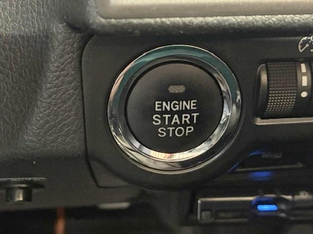 0560069A20260605W00404.jpg