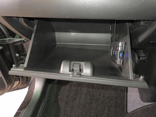 0201999A30261010W00418.jpg