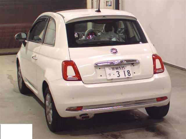 25138764_carP_l_3.jpg