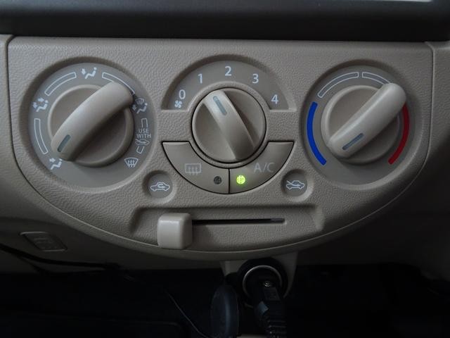 0551465A30261019W00116.jpg
