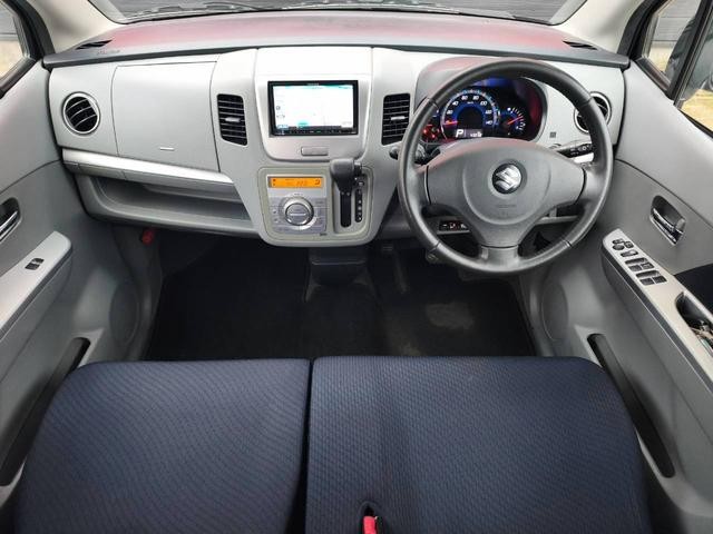 0520166A30261014W00104.jpg