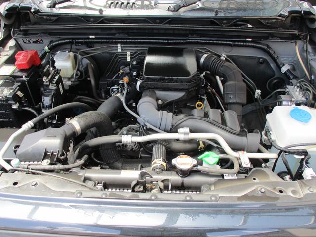 0511210A30260512W00106.jpg