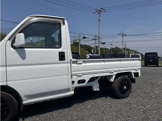 bf81a6a20bfbb34de54590a52bd736e6.jpg