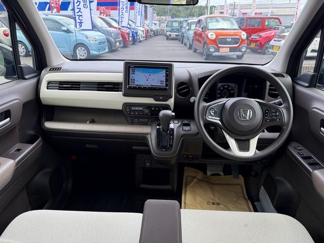 1001933A30260816W00311.jpg