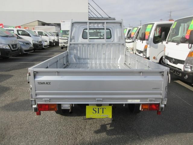 9ad100d315a852d4dda8d9f74893eaec.jpg