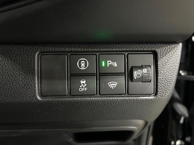 0601003A30251205W00919.jpg
